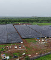 Ground mount vyara banner